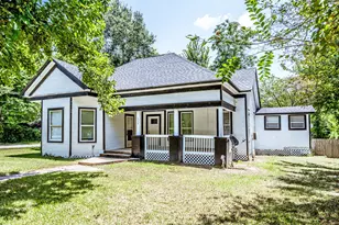 522 E Morris St, Madisonville, TX 77864 - Photo 2