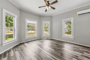 522 E Morris St, Madisonville, TX 77864 - Photo 22