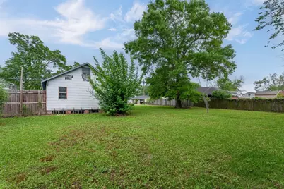 818 Marion Street, Port Neches, TX 77651 - Photo 18