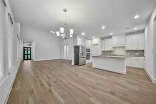 317 Rise Ln, Montgomery, TX 77316 - Photo 2