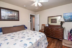 16 Peggy Street E, Palacios, TX 77465 - Photo 34