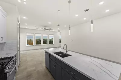 7905 Rock Rose Street, Houston, TX 77051 - Photo 10