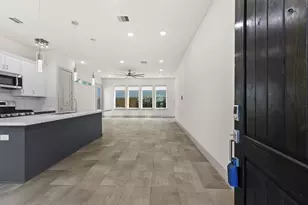 7905 Rock Rose St, Houston, TX 77051 - Photo 2