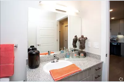 1800 S I-35 Service Rd, Austin, TX 78704 - Photo 12