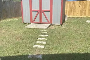 8161 Snowden St, Houston, TX 77028 - Photo 12