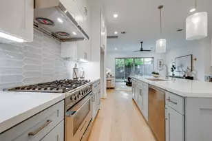 2715 Beauchamp St, Houston, TX 77009 - Photo 16