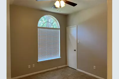 1827 Oak Ridge Drive, Kemah, TX 77565 - Photo 16