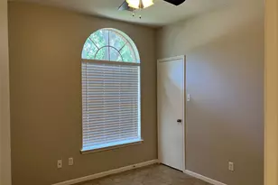 1827 Oak Ridge Dr, Kemah, TX 77565 - Photo 16
