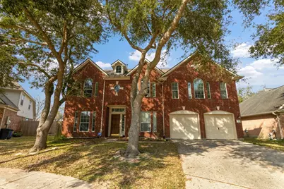 2135 Emerald Cove Drive, League City, TX 77573 - Photo 1