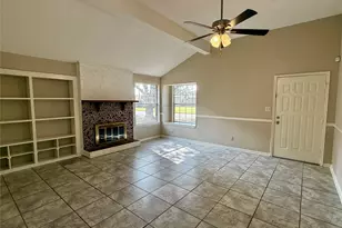 4411 Rattan Ave, Bay City, TX 77414 - Photo 4