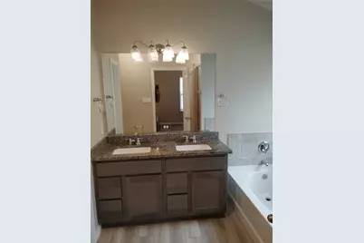 2137 Chief Street, Bryan, TX 77807 - Photo 2