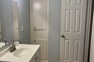 4624 Bell St, Houston, TX 77023 - Photo 12