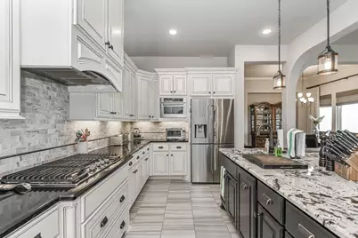 6110 Meadow Bluff Court, Richmond, TX 77407 - Photo 8