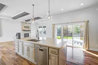 135 Bella Luce, Shenandoah, TX 77381 - Photo 20