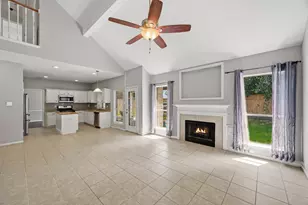 12815 Laleu Ln, Houston, TX 77071 - Photo 10