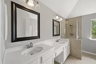 12815 Laleu Ln, Houston, TX 77071 - Photo 14