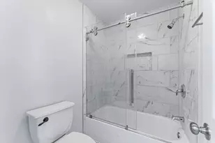 10531 Spanish Grant Dr, Sugar Land, TX 77498 - Photo 18