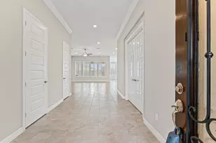 13215 Fulvetta Crest Ct, Houston, TX 77059 - Photo 2