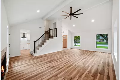 4907 Ripple Creek Drive, Baytown, TX 77521 - Photo 10