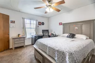 2821 Harkey Rd, Pearland, TX 77584 - Photo 14