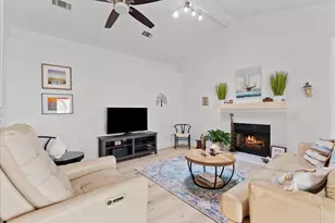 16723 Dale Oak Way, Houston, TX 77058 - Photo 8