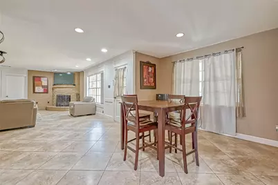 711 Lodgehill Lane, Houston, TX 77090 - Photo 14