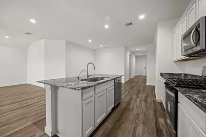 8611 Swenson Lane, Rosharon, TX 77583 - Photo 16