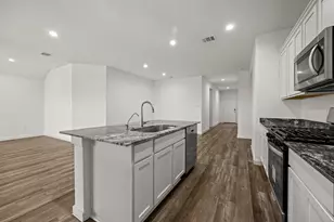 8611 Swenson Ln, Rosharon, TX 77583 - Photo 16