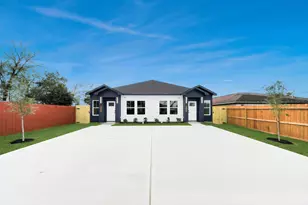 4606 Mallow St, Houston, TX 77051 - Photo 8