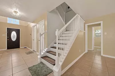 6922 Leaders Crossing Drive, Houston, TX 77072 - Photo 8