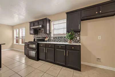 6922 Leaders Crossing Drive, Houston, TX 77072 - Photo 16