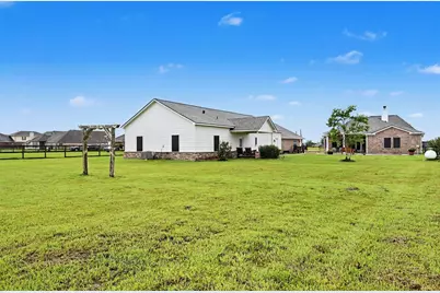 7730 Pebble Hill Lane, Rosharon, TX 77583 - Photo 32