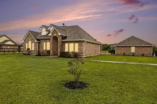 7730 Pebble Hill Ln, Rosharon, TX 77583 - Photo 1