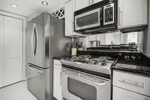 3525 Sage Rd, Houston, TX 77056 - Photo 6