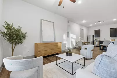 4509 Mount Vernon Street #11, Houston, TX 77006 - Photo 1