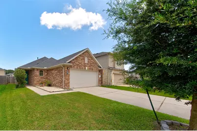 5227 Bay Lane, Bacliff, TX 77518 - Photo 1