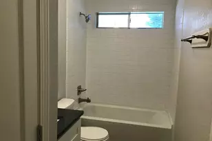 5010 Chase Mountain Dr, Bacliff, TX 77518 - Photo 16