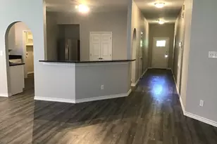 5010 Chase Mountain Dr, Bacliff, TX 77518 - Photo 4