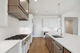 14015 Hawk Vis Ct, Willis, TX 77318 - Photo 8