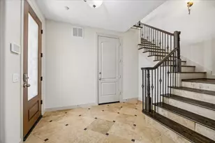 4301 Gibson St, Houston, TX 77007 - Photo 2