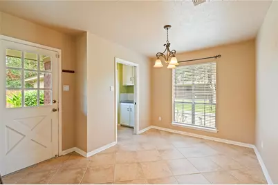 1604 S Hill Street, Alvin, TX 77511 - Photo 12