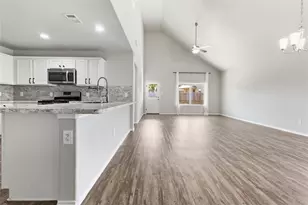 14005 Silver Falls Ct, Conroe, TX 77384 - Photo 8