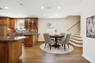 4907 Candletree Dr, Houston, TX 77018 - Photo 10