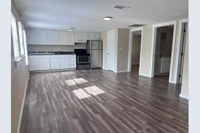 814 Sun Street, Boling, TX 77420 - Photo 6