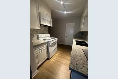 2822 Briarhurst Drive #37, Houston, TX 77057 - Photo 2