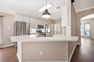 135 W Russet Grove Circle, The Woodlands, TX 77384 - Photo 14