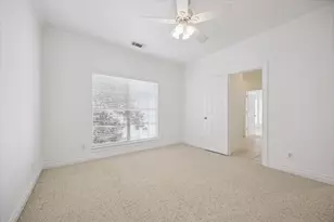 3234 Pemberton Cir Dr, Houston, TX 77025 - Photo 16