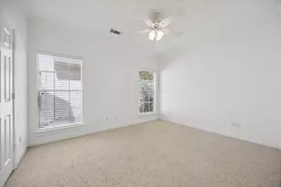 3234 Pemberton Cir Dr, Houston, TX 77025 - Photo 18