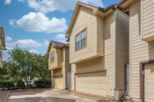 9113 Creekstone Lake Dr, Houston, TX 77054 - Photo 36