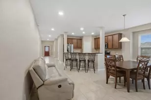 2704 Baywater Creek Ln, Pearland, TX 77089 - Photo 10